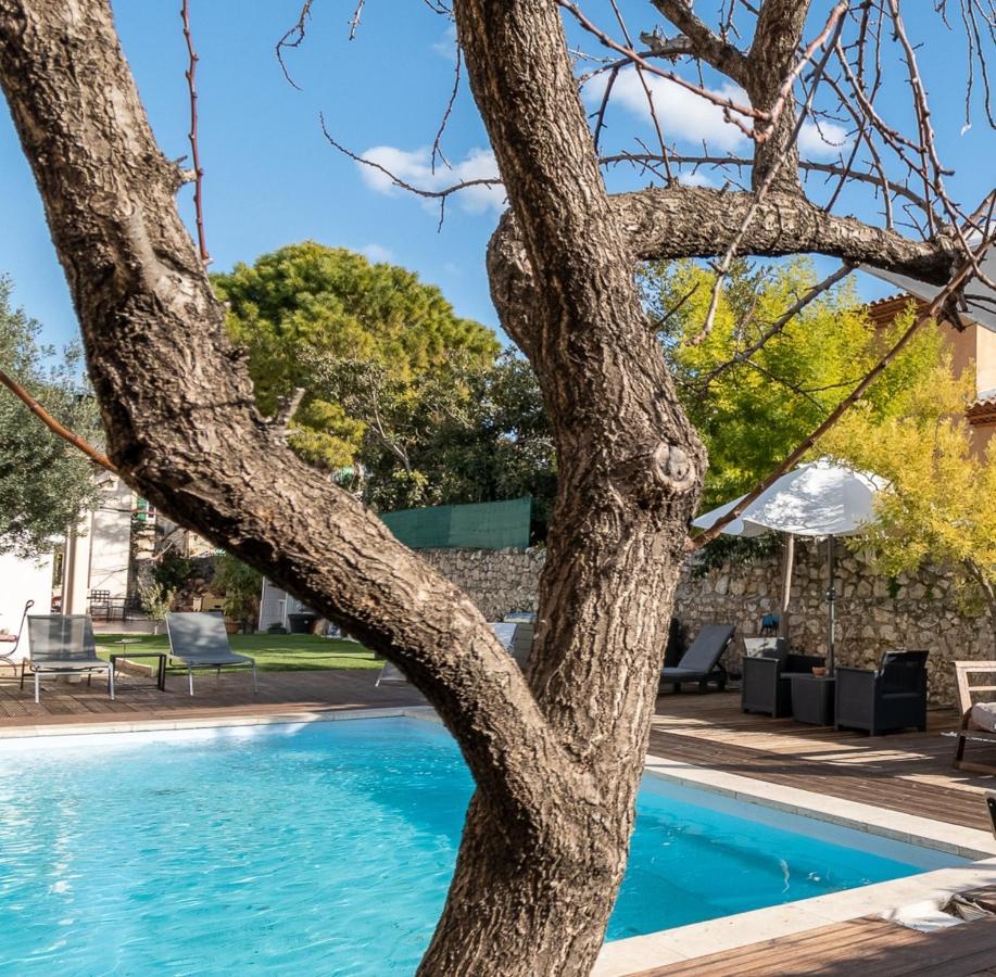 Gite Du Stade Le Studio Cour Parking Et Piscine Partagee Marseille Ngoại thất bức ảnh